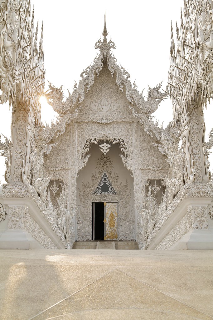 Johny Vino architecture photograph of an ornate white temple