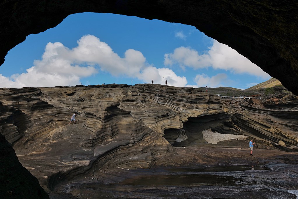 Johny Vino nature landscape photograph through a desert rock arch
