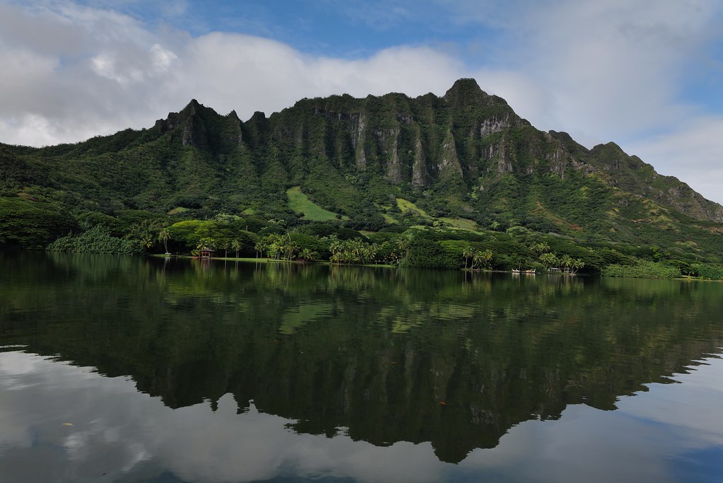 Johny Vino nature landscape photograph of mountains reflected in a lake