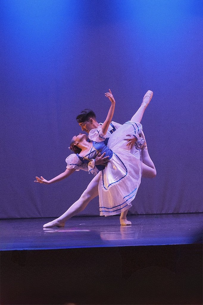 Johny Vino portrait photograph of ballet dancers performing on stage